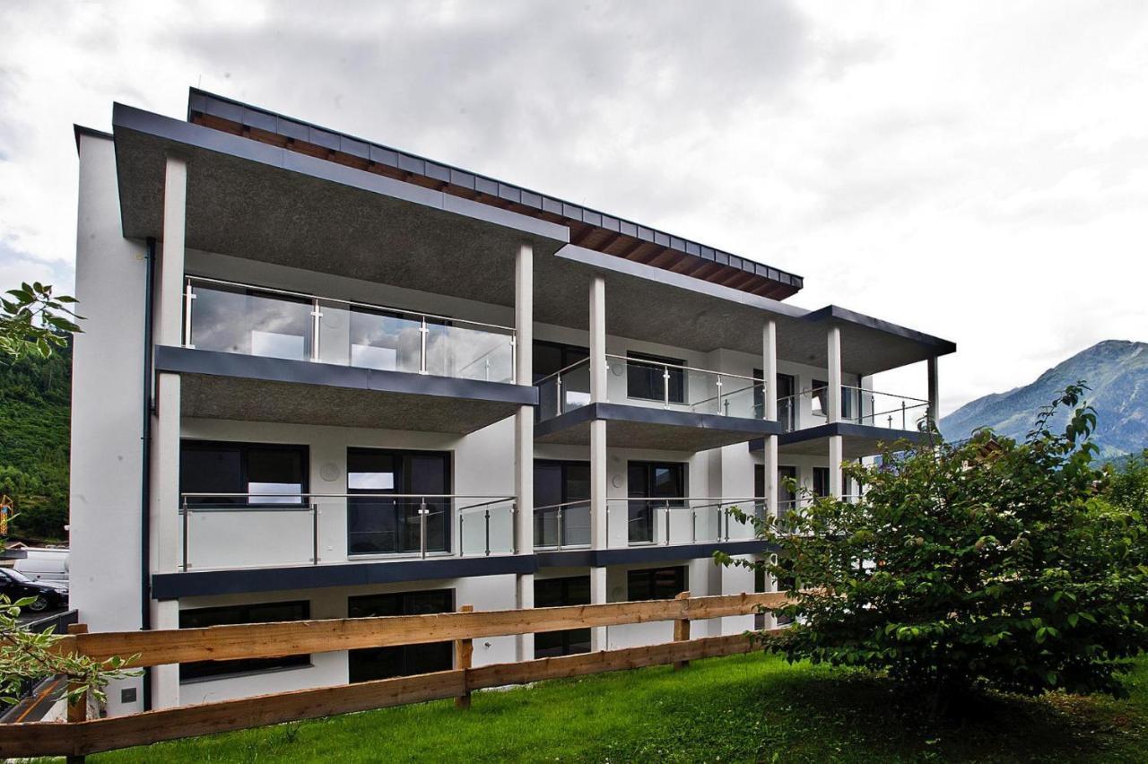 Apartment In Neukirchen With A Carport Neukirchen am Großvenediger Eksteriør billede