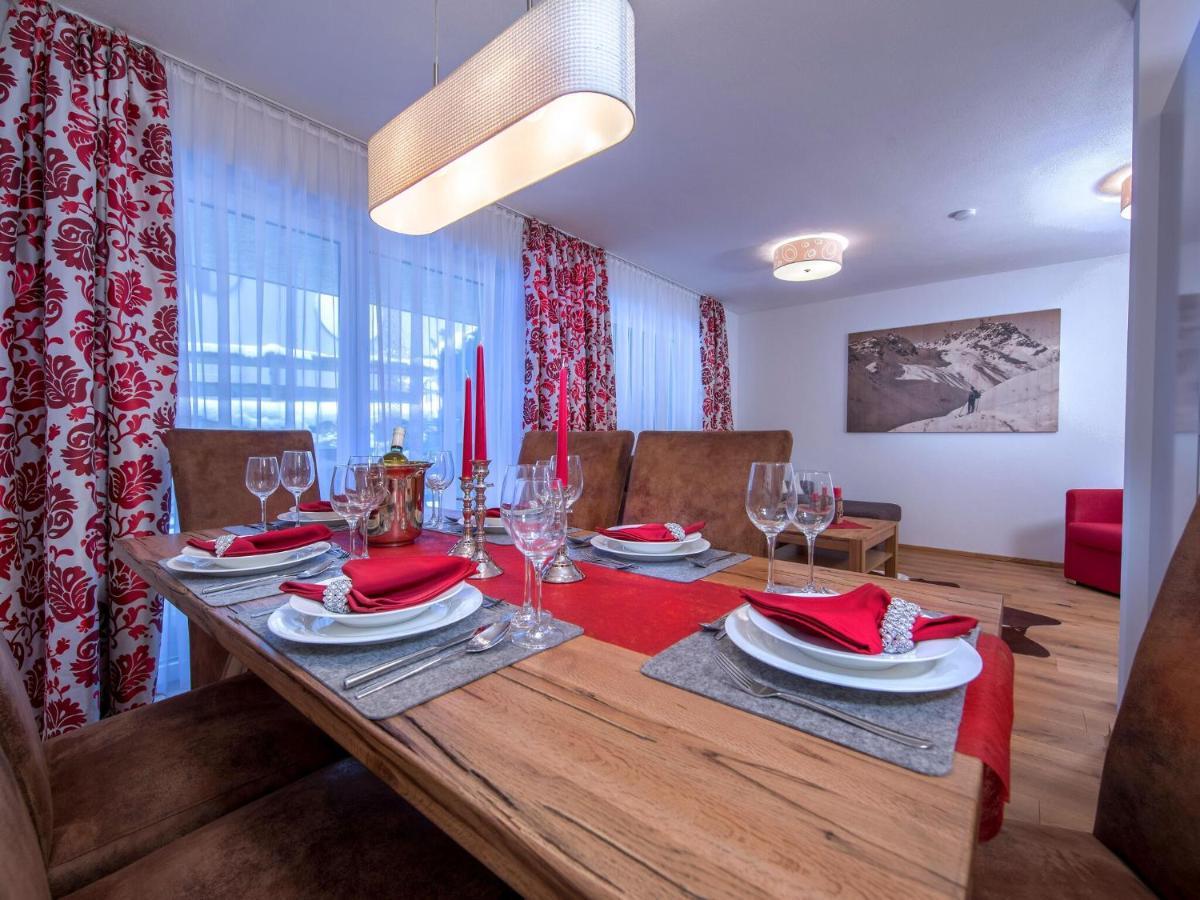 Apartment In Neukirchen With A Carport Neukirchen am Großvenediger Eksteriør billede